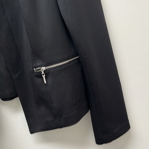 Roz & Ali Black Blazer - Size L - Picture 4 of 7